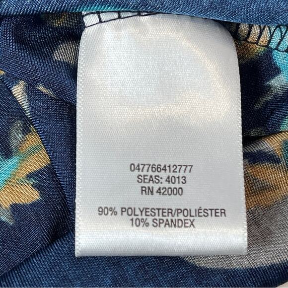 Jaclyn Smith Navy FLoral Cross Front Blouse Size XL/L - Picture 9 of 10